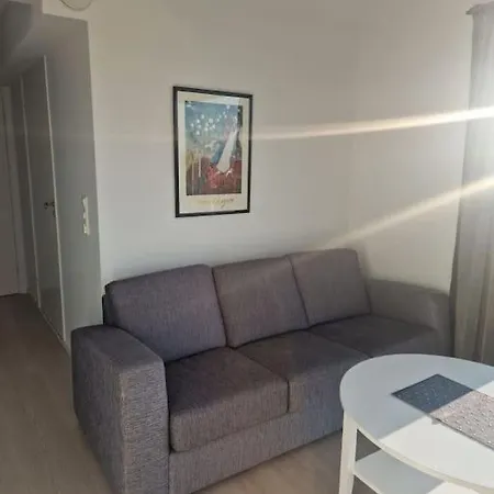 3 Roms Leilighet Sentralt I Tromsdalen