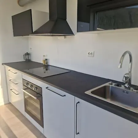 Apartment 3 Roms Leilighet Sentralt I Tromsdalen *